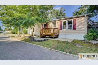 303 Woods End Court, Spotswood, NJ 08884 - Photo 3
