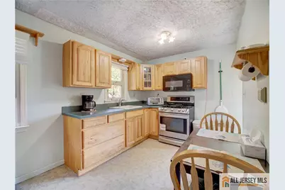 50 Merrill Avenue, East Brunswick Township, NJ 08816 - Photo 7