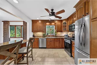 18 Lincoln Avenue, East Brunswick Township, NJ 08816 - Photo 13