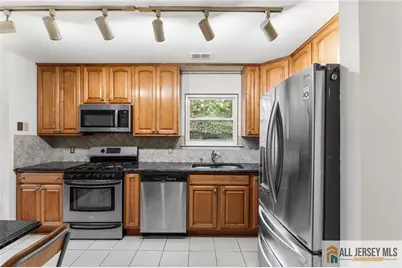 92 Woodbury Road, Edison, NJ 08820 - Photo 9