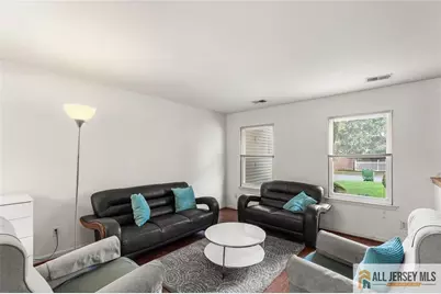 92 Woodbury Road, Edison, NJ 08820 - Photo 3