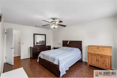 92 Woodbury Road, Edison, NJ 08820 - Photo 19