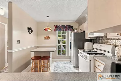 148 Abbot Court #2148, Piscataway Township, NJ 08854 - Photo 5