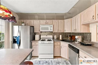 148 Abbot Court #2148, Piscataway Township, NJ 08854 - Photo 9