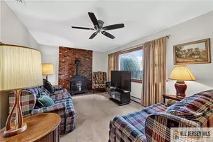 258 Forsgate Dr, Jamesburg, NJ 08831 - Photo 5