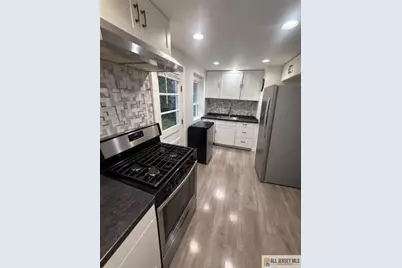 340 N 6th Avenue #1, Manville, NJ 08835 - Photo 3