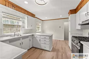 405 Maple Ave, Ewing Township, NJ 08618 - Photo 7