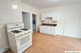 31 Obert St, South River, NJ 08882 - Photo 3