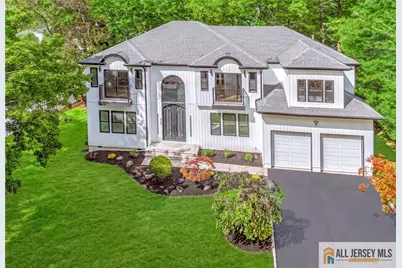 220 W Locust Avenue, Edison, NJ 08820 - Photo 3