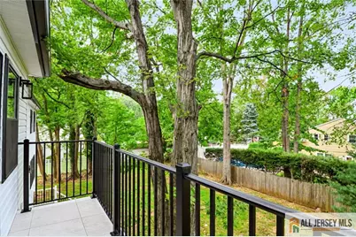 220 W Locust Avenue, Edison, NJ 08820 - Photo 39