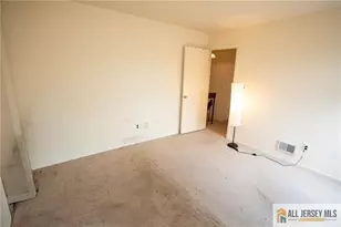 112 Bluebird Dr, Hillsborough Township, NJ 08844 - Photo 23