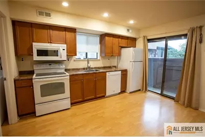 112 Bluebird Drive #3A, Hillsborough Township, NJ 08844 - Photo 5
