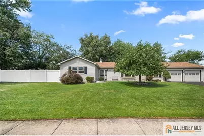 3 11 Th Avenue, Monroe Township, NJ 08831 - Photo 3