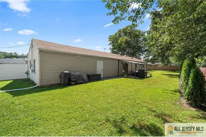 3 11 Th Avenue, Monroe Township, NJ 08831 - Photo 33