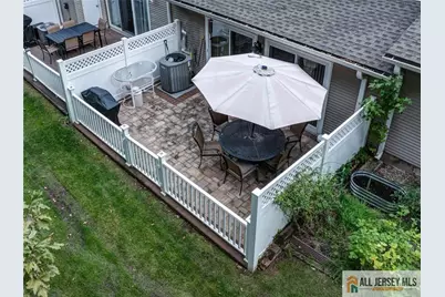 49 Albury Way, North Brunswick Township, NJ 08902 - Photo 19