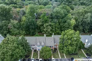 49 Albury Way, North Brunswick Township, NJ 08902 - Photo 21