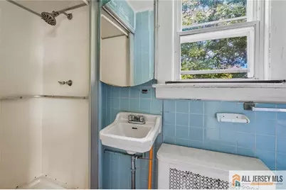 0-362-364 Alpine Street, Perth Amboy, NJ 08861 - Photo 23