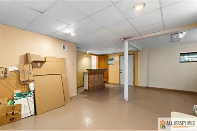 65 Livingston Avenue, Kearny, NJ 07032 - Photo 37