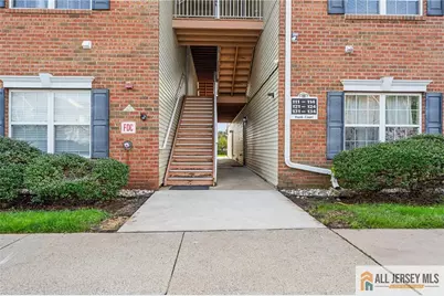131 Frank Court #131, South Plainfield, NJ 07080 - Photo 3