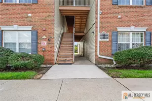 131 Frank Ct, South Plainfield, NJ 07080 - Photo 3