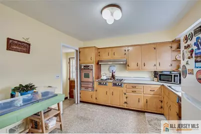66 Preston Road, Colonia, NJ 07067 - Photo 13
