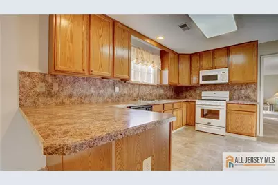 229 N Pondview Boulevard, Monroe Township, NJ 08831 - Photo 23