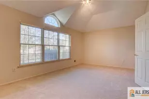229 N Pondview Blvd, Monroe Township, NJ 08831 - Photo 11