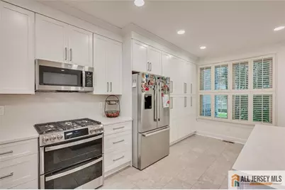 43 Franklin School Way #611, Metuchen, NJ 08840 - Photo 19