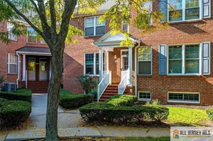 43 Franklin School Way, Metuchen, NJ 08840 - Photo 3