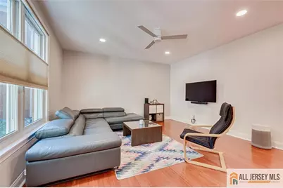 43 Franklin School Way #611, Metuchen, NJ 08840 - Photo 11
