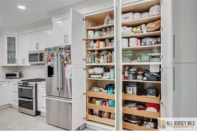 43 Franklin School Way #611, Metuchen, NJ 08840 - Photo 25