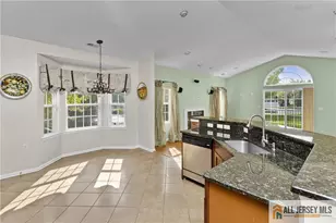 48 Merlot Ct, Monroe Township, NJ 08831 - Photo 15