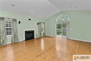 48 Merlot Ct, Monroe Township, NJ 08831 - Photo 11