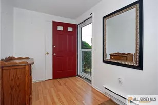 426 Redding Ln, Monroe Township, NJ 08831 - Photo 3
