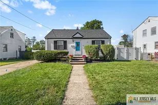 15 Chestnut St, Edison, NJ 08817 - Photo 3