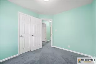 15 Chestnut St, Edison, NJ 08817 - Photo 21