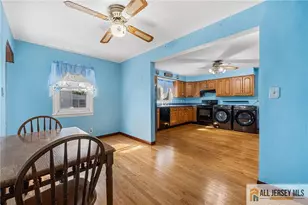 15 Chestnut St, Edison, NJ 08817 - Photo 11