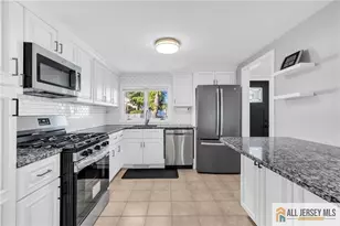 102 Avonridge Rd, Raritan, NJ 08869 - Photo 7