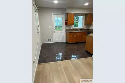 11 Hyde Avenue, Iselin, NJ 08830 - Photo 9