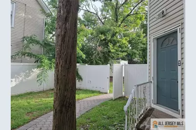 60 Main Street, Sayreville, NJ 08872 - Photo 7