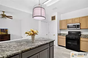 607 Waterside Blvd, Monroe Township, NJ 08831 - Photo 13