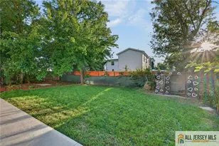 29 Windsor Dr, East Brunswick Township, NJ 08816 - Photo 35