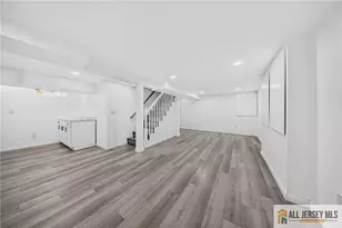 29 Windsor Dr, East Brunswick Township, NJ 08816 - Photo 29