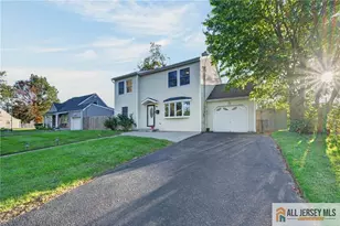 29 Windsor Dr, East Brunswick Township, NJ 08816 - Photo 3
