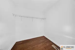29 Windsor Dr, East Brunswick Township, NJ 08816 - Photo 27
