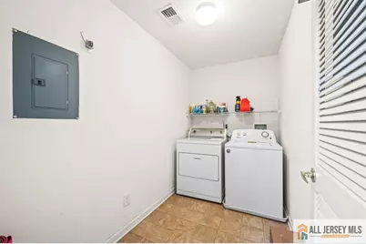 726 Cedar Court #726, New Brunswick, NJ 08901 - Photo 9