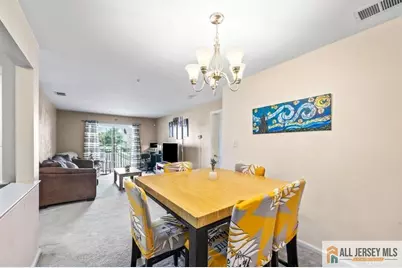 726 Cedar Court #726, New Brunswick, NJ 08901 - Photo 5