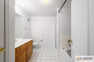 726 Cedar Ct, New Brunswick, NJ 08901 - Photo 11
