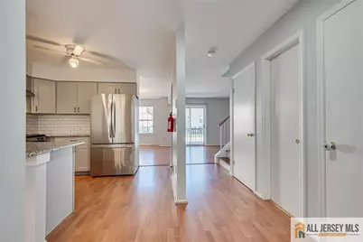 115 Salem Road, North Brunswick Township, NJ 08902 - Photo 5