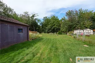 12 Fox Rd, Edison, NJ 08817 - Photo 19